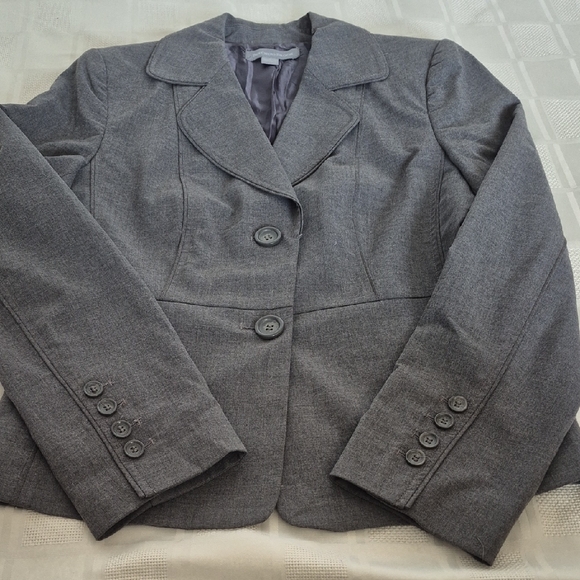Sophisticated Charcoal Blazer for Women - Picture 16 of 16